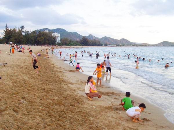 Ninh Thuận nỗ lực cải thiện môi trường biển